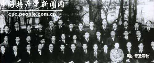 周总理和我们在一起