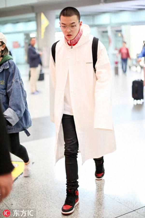 小白果然很白！中国有嘻哈选手白曜隆酷不酷？