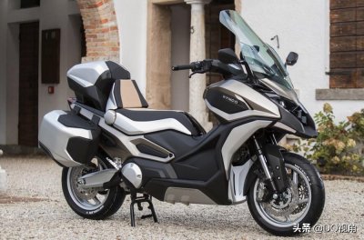 ​本田X-ADV杀手，光阳摩托将推越野大踏板，鸟嘴设计标配三箱