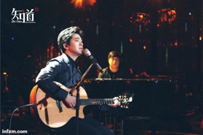 ​演唱会刷屏朋友圈，李健是中产抚慰者？