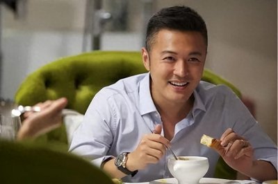 ​于小伟：感谢高圆圆不嫁之恩，儿子乖巧听话，妻子是绝世好女人