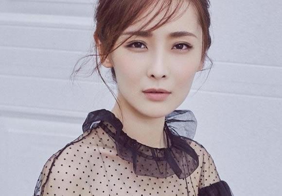 李曼三围，李曼个人资料简历男友,本文共（2617字）