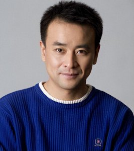 ​明星罗刚：娶小23岁的郝蕾，陪娇妻战胜家族遗传病，48岁老来得子