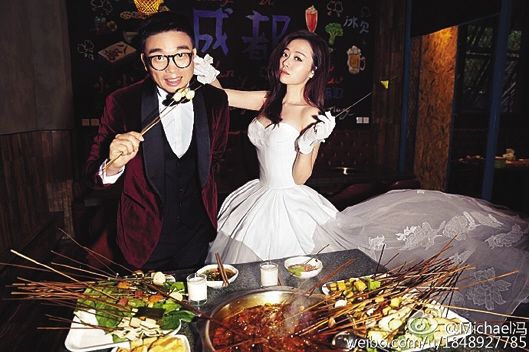 张靓颖和冯轲现状两个人离婚了吗？张靓颖身上挂环女人不能够卑微