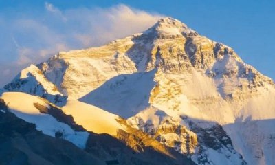 ​珠穆朗玛峰是哪个国家的,珠穆朗玛峰是哪个国家的