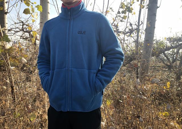 怎么鉴别狼爪冲锋衣真假（买过千的冲锋衣值吗）(20)