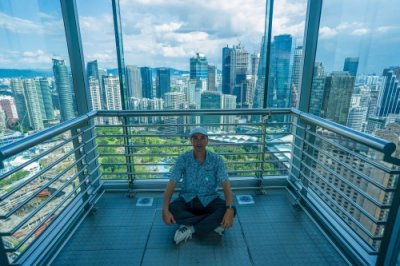 ​吉隆坡双子星塔，世界上最高的双子摩天大楼，俯瞰城市的好地方